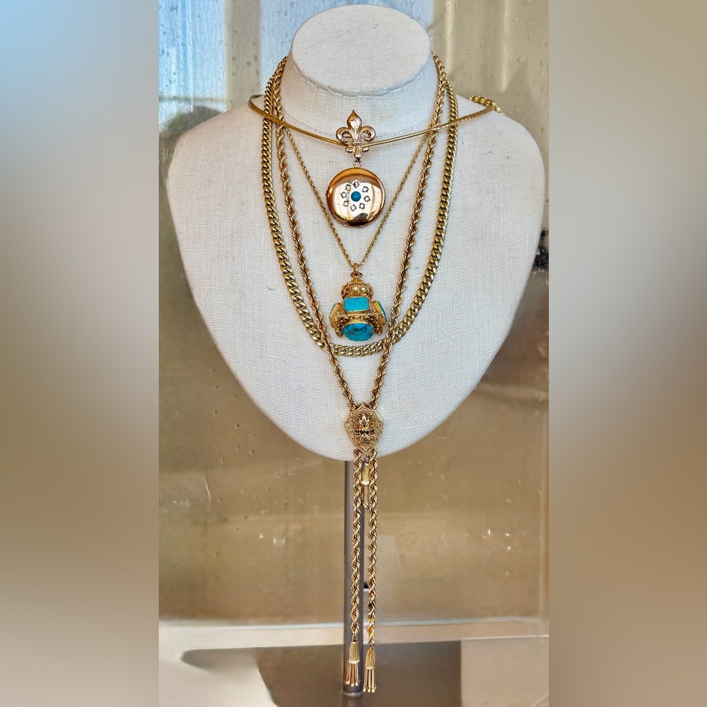 14 and 18 karat vintage chains and pendants - Picture 3 of 3
